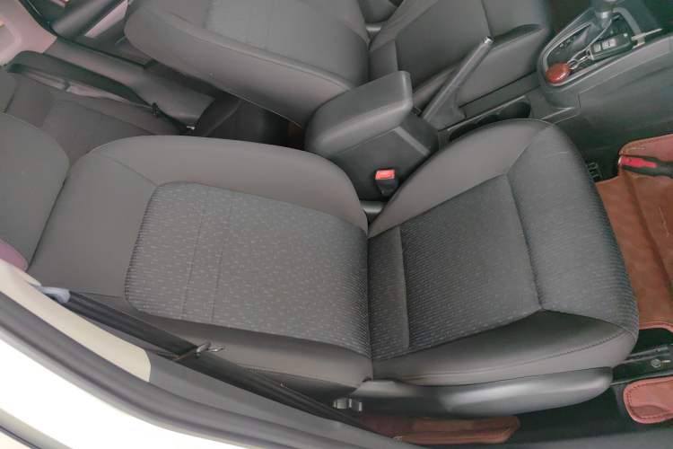 Used Bestune B30 2016 1.6L Automatic Luxury Model Right Front Seat