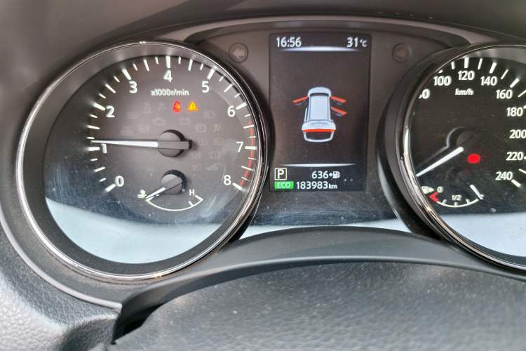 Used Nissan X-Trail 2019 2.0L CVT Comfort Edition 2WD Odometer Close Up