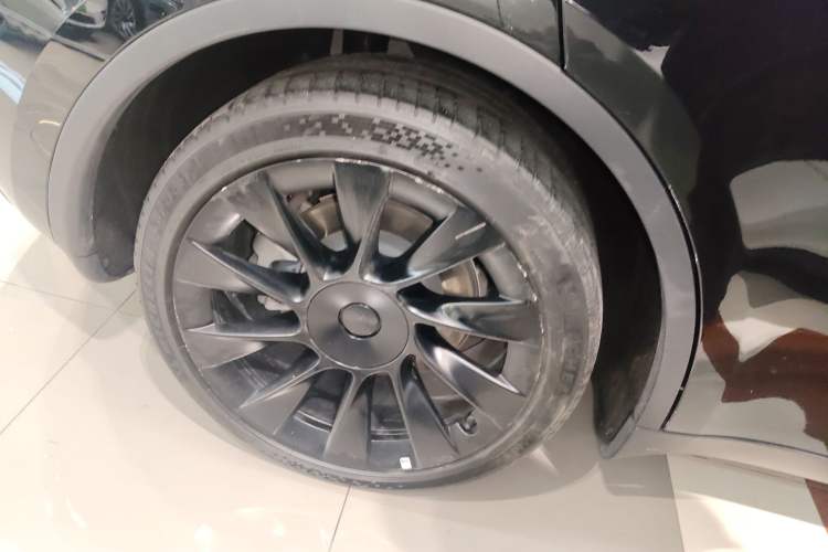 Used Tesla Model Y 2022 Rear-Wheel-Drive Version
