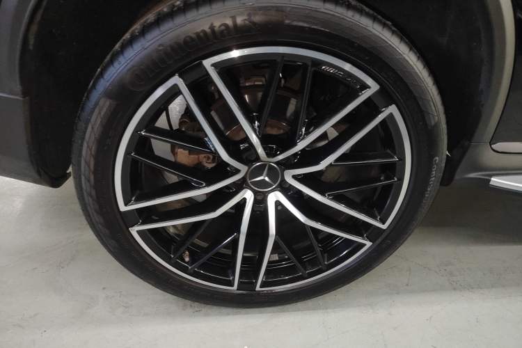 Used Mercedes-Benz GLC Coupe AMG 2020 AMG GLC 43 4MATIC Coupe SUV Right Rear Wheel Hub