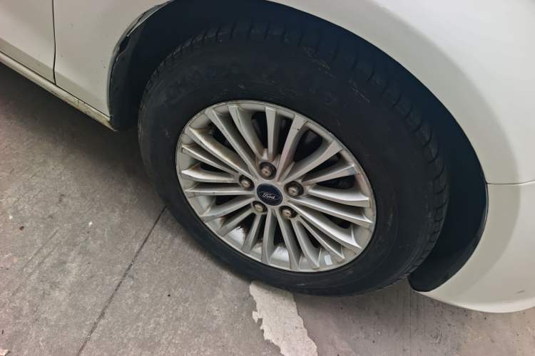 Used Ford Escort 2015 1.5L Automatic Comfort Edition