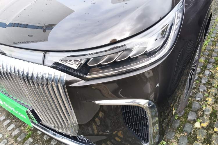 Used VOYAH Dream 2025 PHEV Four-Wheel-Drive Flagship Kunpeng Edition Left Front Headlight