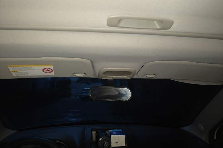 Used MG 3SW 2015 1.5L AMT Elite Model Headliner