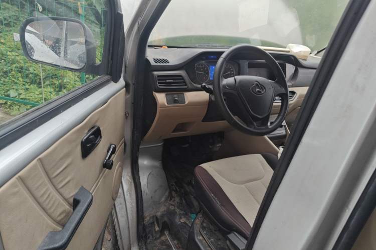 Used CHANGAN KUAYUE Xing V3 2022 1.5L Gasoline Enjoyment Model 2-Seat Van JL473QH Driver Seat