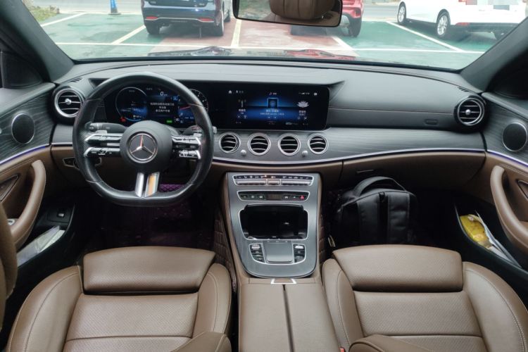 Used Mercedes-Benz E-Class 2021 E 260 L Sport Edition Center Console