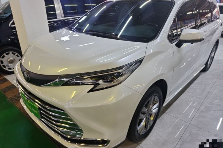 Used Toyota SIENNA 2024 2.5L Hybrid Comfort Edition