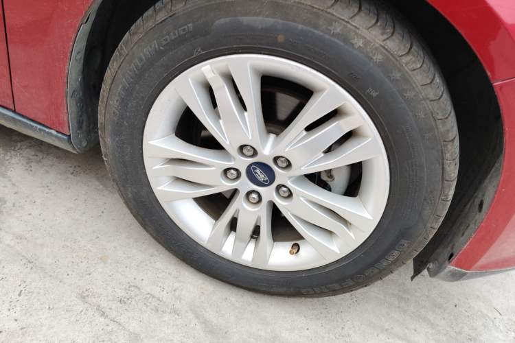 Used Ford Focus 2012 Hatchback 1.6L Manual Comfort Model
