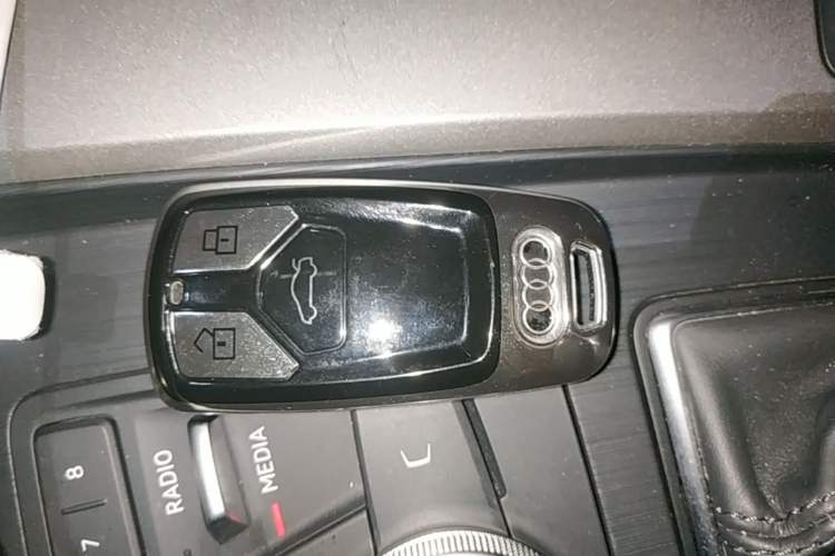 Used Audi A4L 2019 40 TFSI Ambition China VI