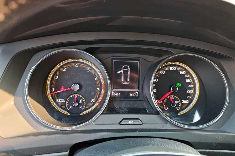 Used Volkswagen Tiguan L 2019 330TSI Automatic Two-Wheel Drive Luxury Edition China VI Standard