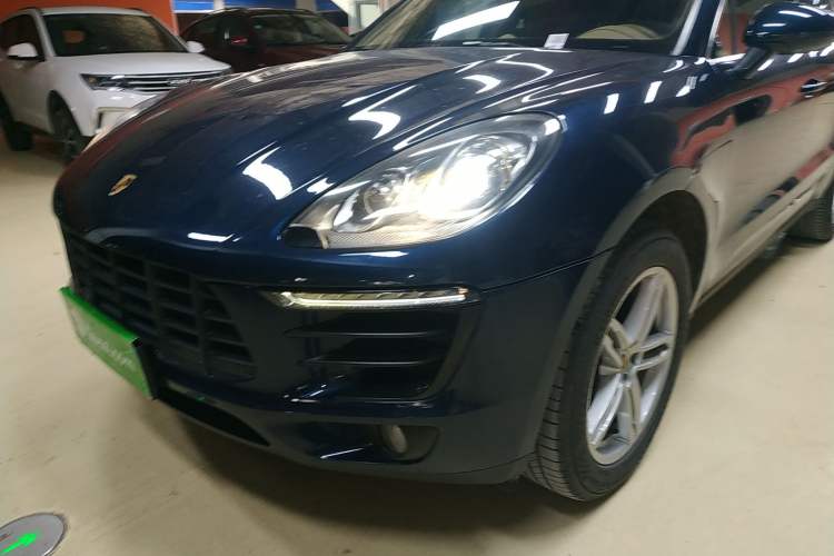 Used Porsche Macan 2014 Macan 2.0T
