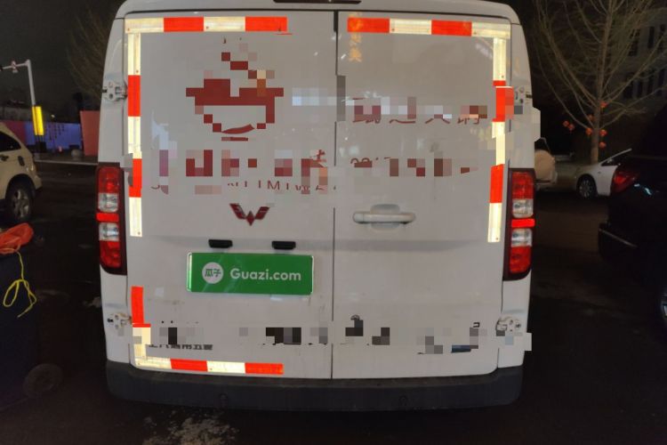 Used Wuling Yangguang 2024 300km Range Practical Window-Sealed Version 60kW Rear