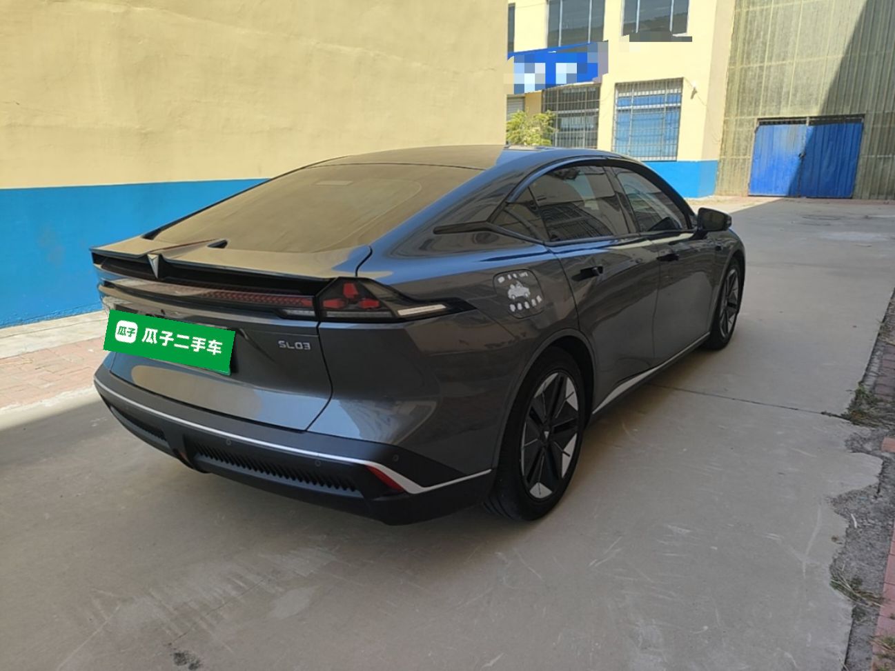  SL03