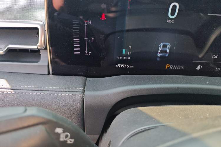 Used Ford Edge 2021 PLUS EcoBoost 245 Two-Wheel-Drive Elite 5-Seater
