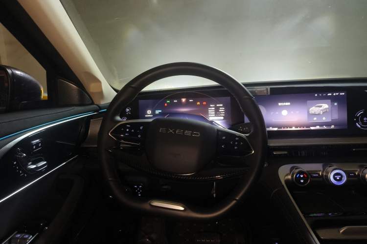 Used EXEED Lingyun 2024 300T Two-Wheel Drive Starlight Edition
