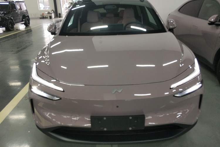 Used ONVO L60 2024 60 kWh Rear-Drive Version
