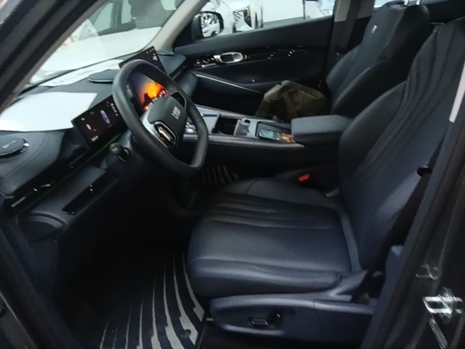Geely Galaxy E5 2026 Model 610km Exploration+ Edition — снимка 17