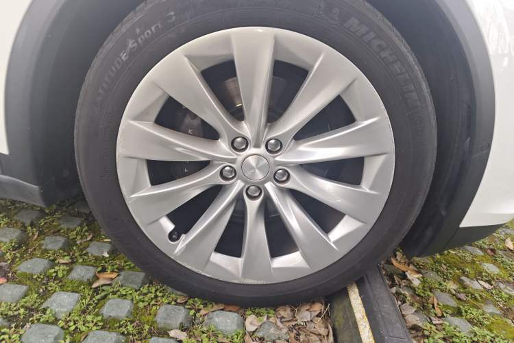 Used Tesla Model X 2017 X 100D Long Range Edition