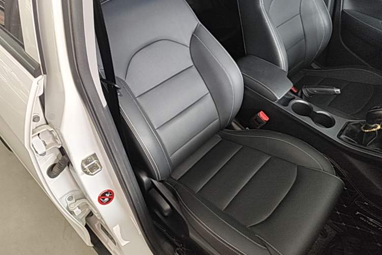 Used Geely Auto Vision S1 2019 Upgraded Model 1.5L Manual Happiness Edition