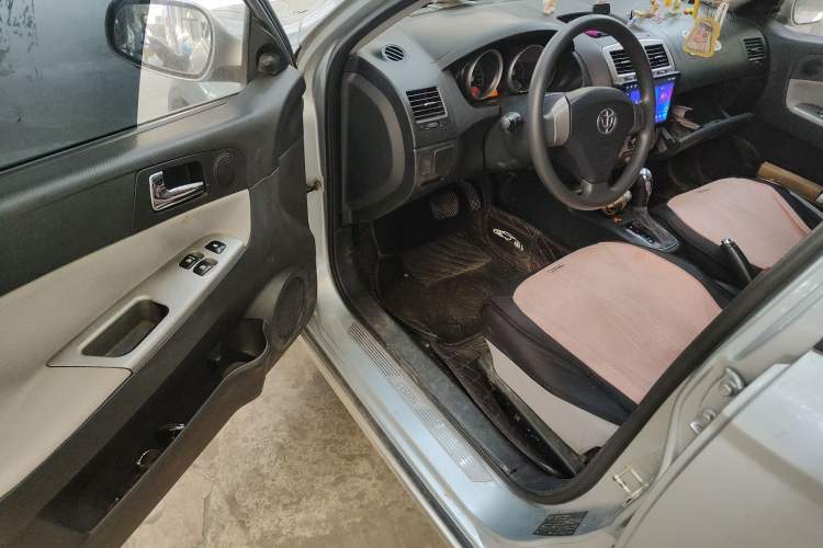 Used Brilliance Junjie Cross 2010 1.5L Automatic Comfort Edition Driver Seat