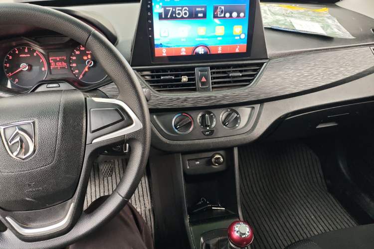 Used Baojun 310 2016 1.2L manual Comfort trim level
