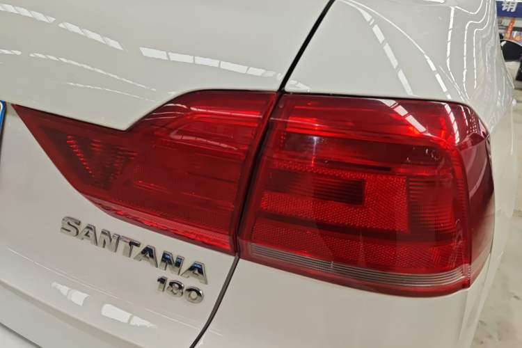 Used Volkswagen Santana 2016 1.6L Automatic Fashion Edition