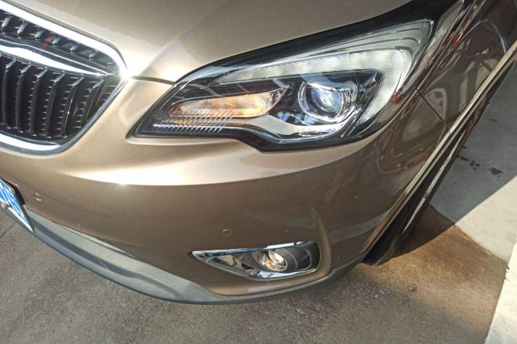 Used Buick Envision 2018 20T Two-Wheel Drive Luxury Model
