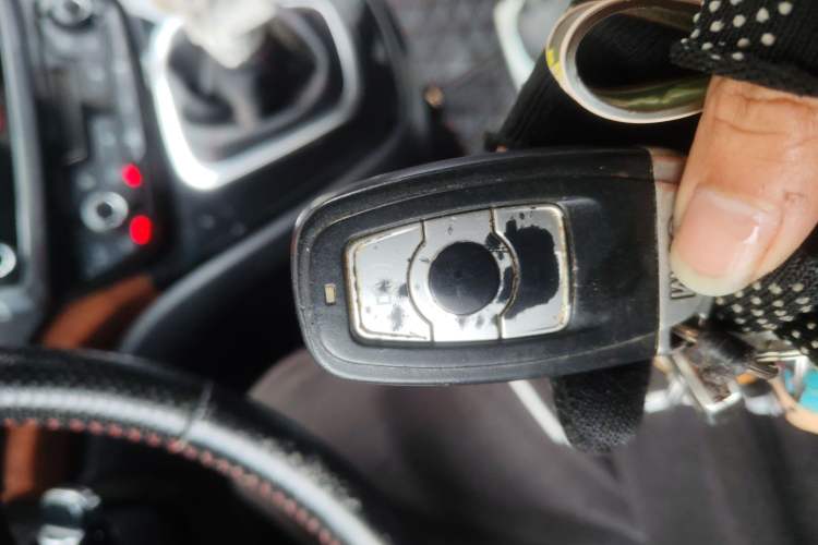 Used Haval H6 2015 Sport Edition 1.5T Manual Two-Wheel Drive Elite Model
