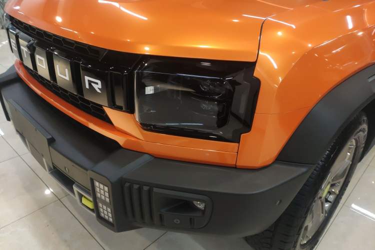 Used JETOUR Traveler 2023 2.0T All-Wheel Drive Conquer PRO Left Front Headlight