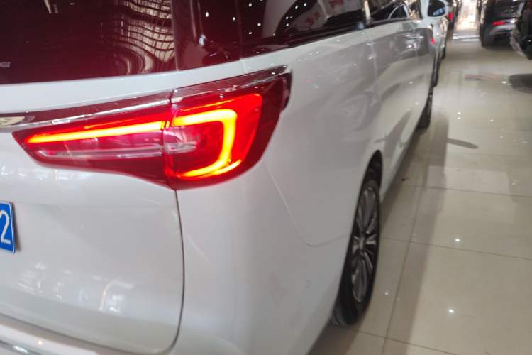 Used Buick GL8 2023 ES Lu Zun Flagship Model