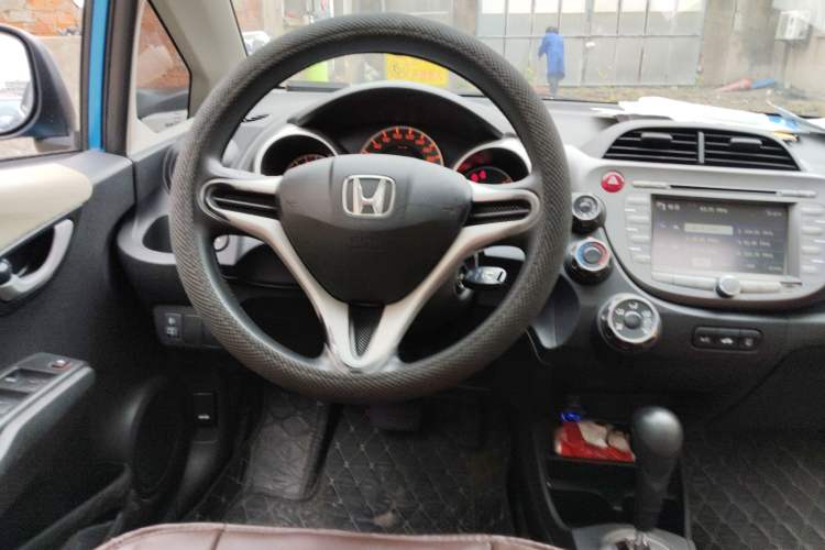 Used Honda Fit 2011 1.5L Automatic Luxury Edition
