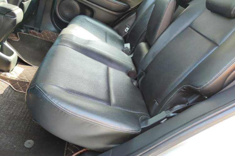 Used Honda Vezel 2017 1.8L CVT Front-Wheel Drive Pioneer Edition
