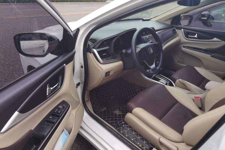 Used Honda Crider 2016 1.8L CVT Comfort Version
