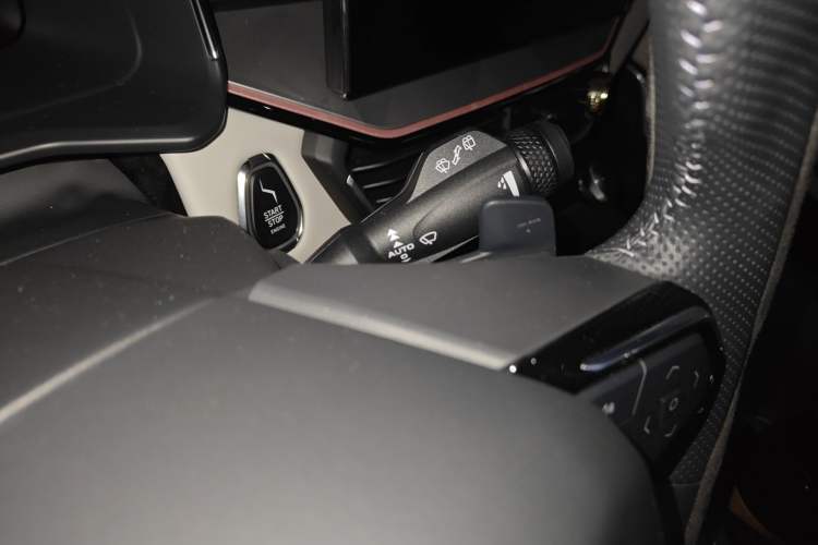 Used Lynk & Co 06 2023 Remix 1.5T Shero