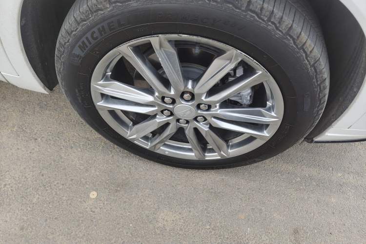 Used Cadillac XT6 2022 2.0T Six-Seater Four-Wheel Drive Luxury Version