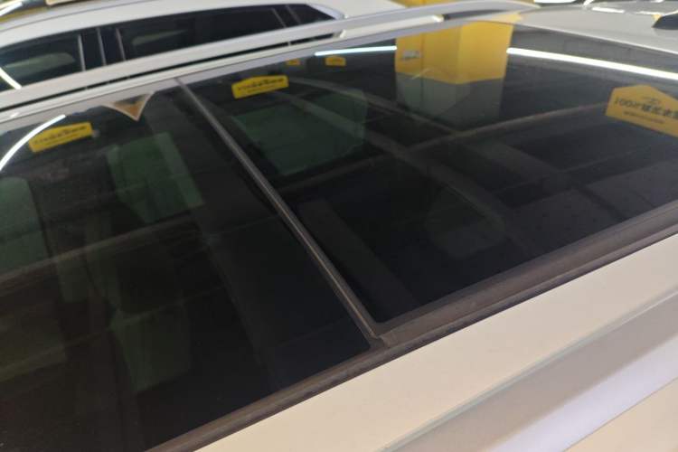 Used Volkswagen Tharu 2023 300TSI Two-Wheel-Drive Moonlight Edition