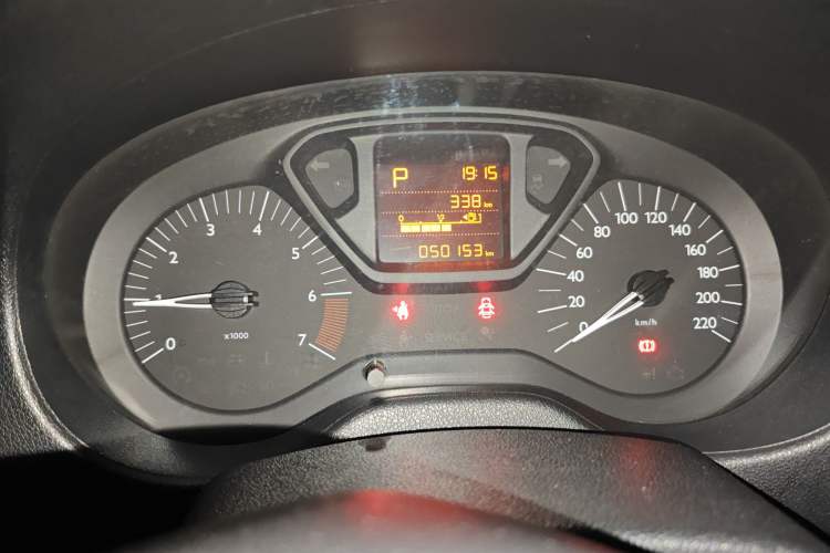 Used Citroen Elysee 2015 Qishang Edition 1.6L Automatic Fashion Model
