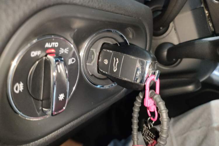 Used Porsche Macan 2018 Macan 2.0T