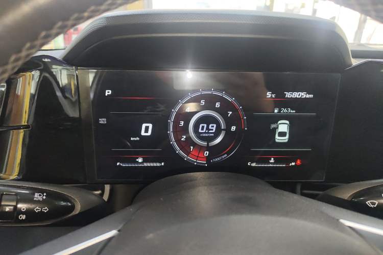 Used Hyundai Elantra 2022 1.5L CVT LUX Prestige Edition
