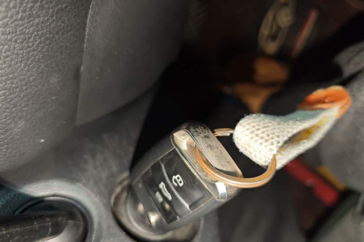 Used Volkswagen Golf 2018 230TSI Automatic Comfort Model Vehicle Key