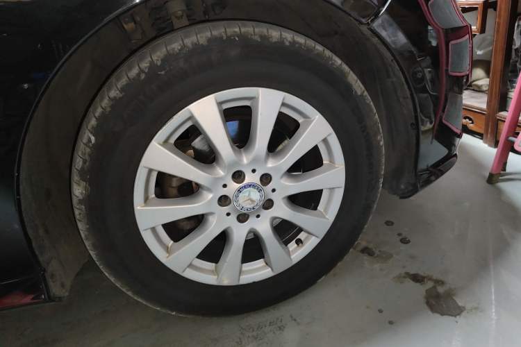 Used Mercedes-Benz R-Class 2014 R 320 4MATIC Business Model