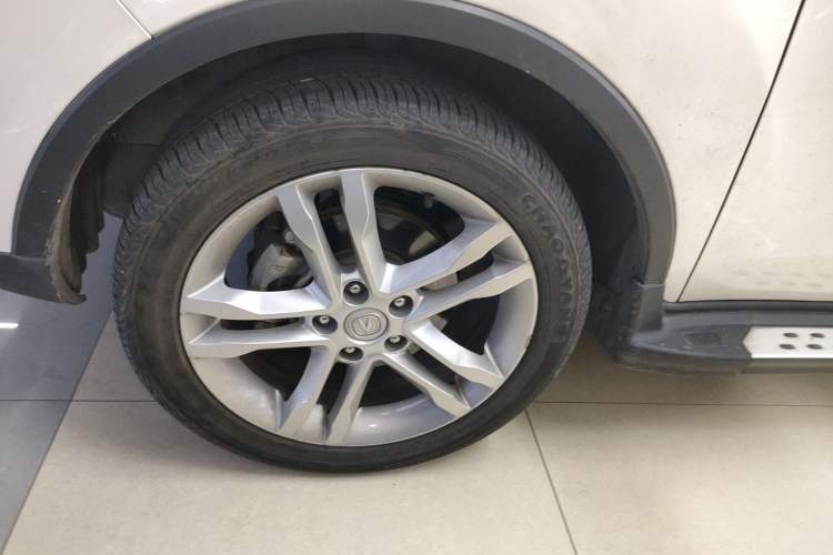 Used CHANGAN CS35 2014 1.6L Manual Luxury Model China IV Standard