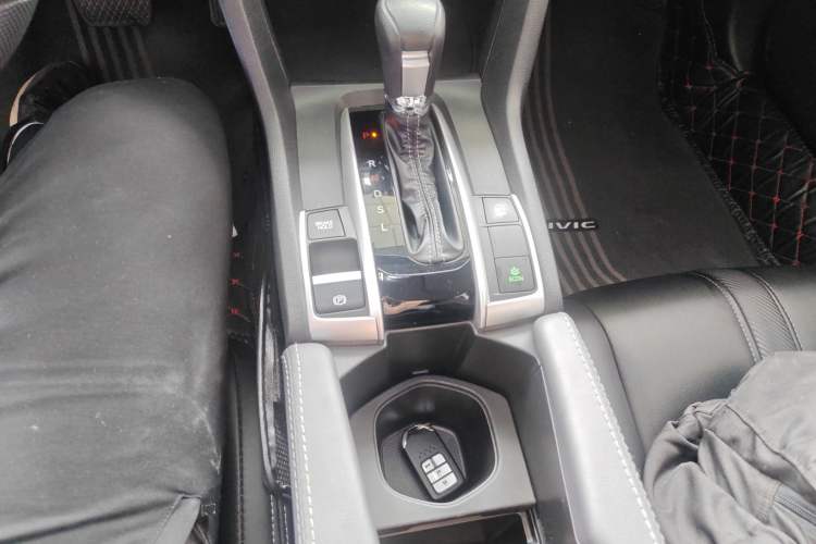 Used Honda Civic 2019 220TURBO CVT Dynamic Edition China VI Gear Lever