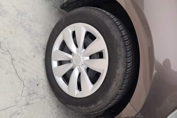 Used Citroen Elysee 2014 1.6L Manual Fashion Edition
