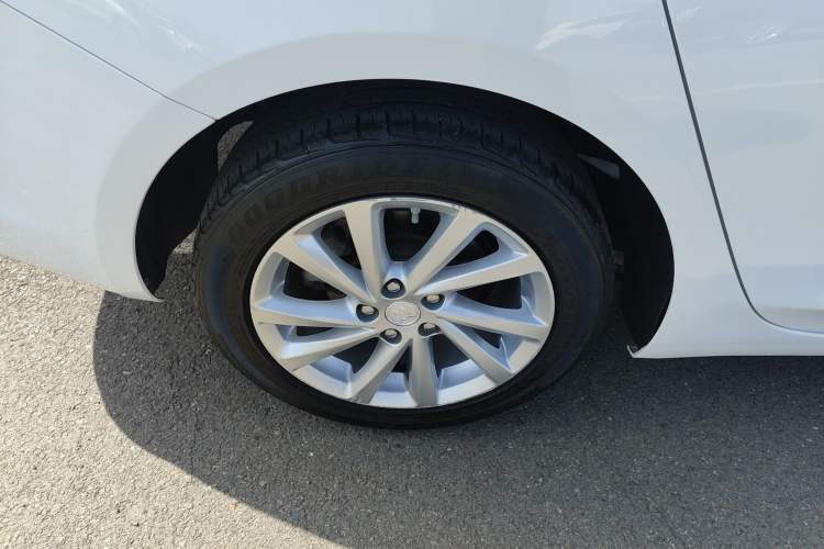 Used Buick Verano 2015 Sedan 15S Automatic Leading Model