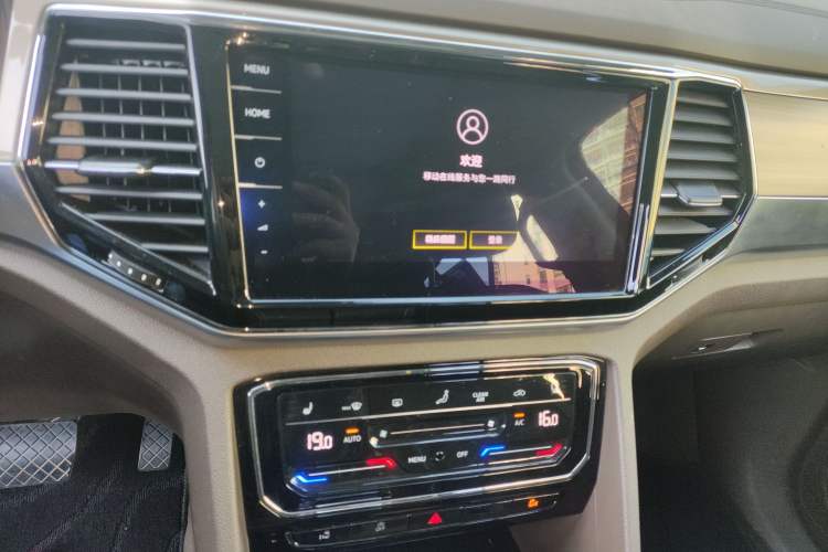 Used Volkswagen Viloran 2020 380TSI Prestige Edition
