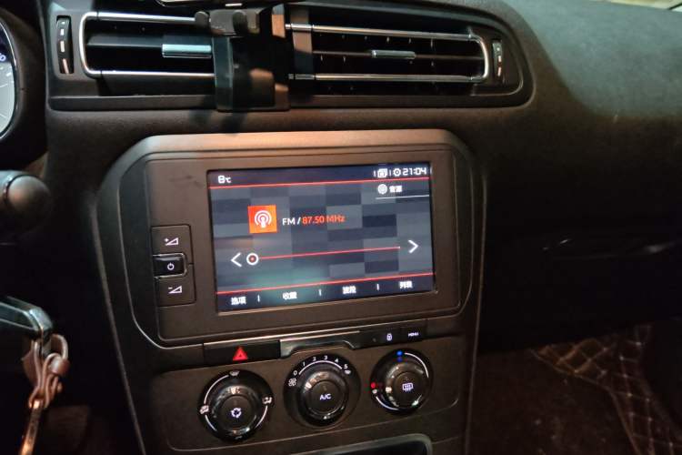 Used Citroen C4 Sega 2018 1.6L Manual Luxury Model
