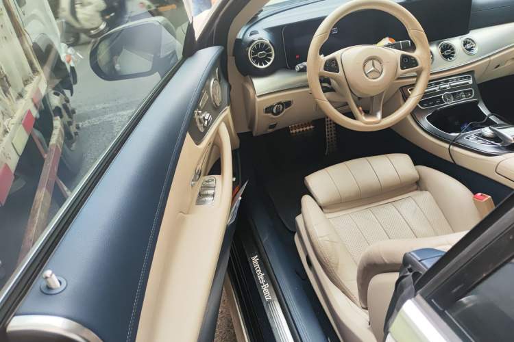 Used Mercedes-Benz E-Class 2018 E 200 4MATIC Coupe