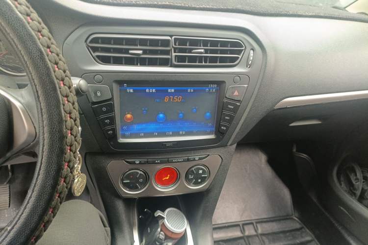 Used Peugeot 301 2014 1.6L Manual Luxury Edition