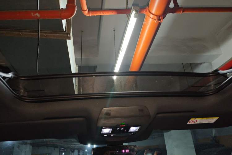 Used Volkswagen Teramont 2025 Tiguan Pro 450TSI Four-Wheel Drive Summit Edition
