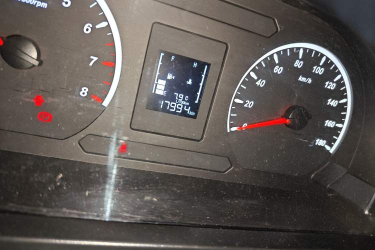 Used FORTHING Lingzhi 2024 M5 1.6L Standard 5-Seater CNG